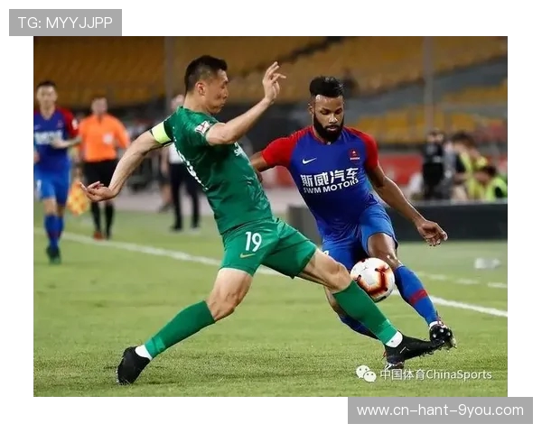 重庆足球队在世锦赛积分榜上以53分稳居首位展现强劲实力